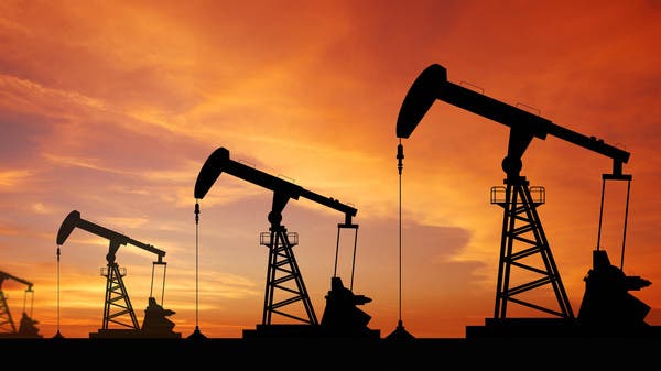 Decline in global oil production to 89.89 million barrels per day in May