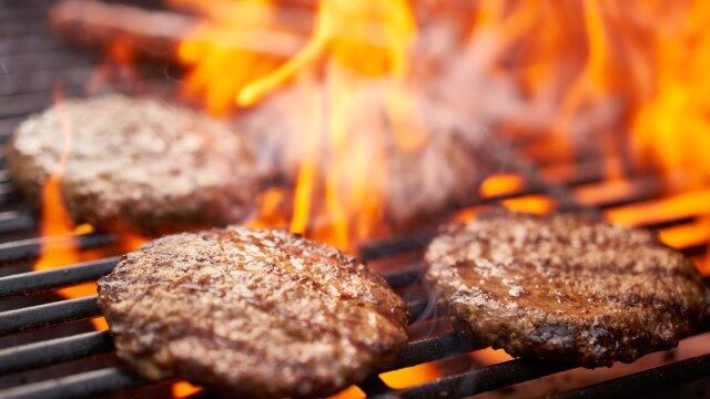 Food that accelerates skin aging