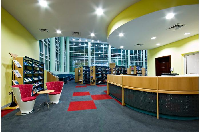 Al Mankhool Public Library in Dubai