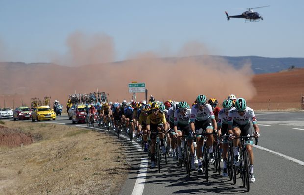 The Emirates Cycling Team continues its achievements in the tenth stage of Tour Italy
