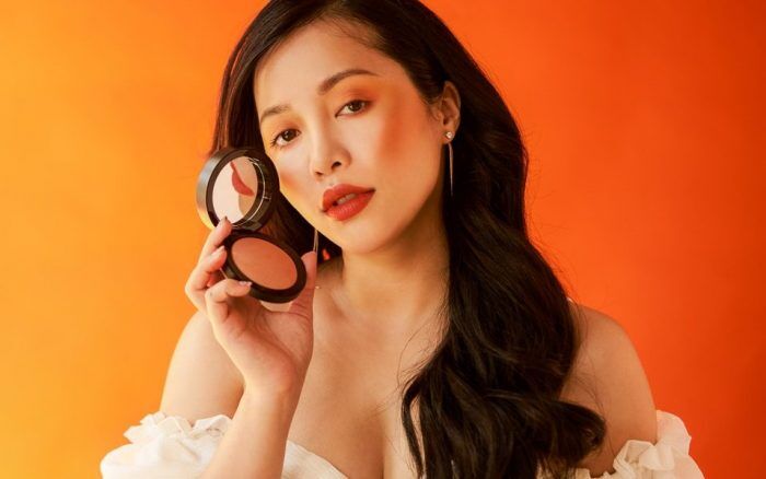 Glow face with Benefit Cosmetics
