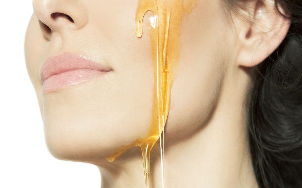 Benefits of Honey in skincare routines