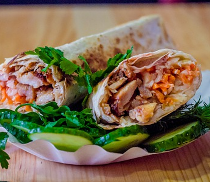 Top places to have chicken shawarma in Dubai